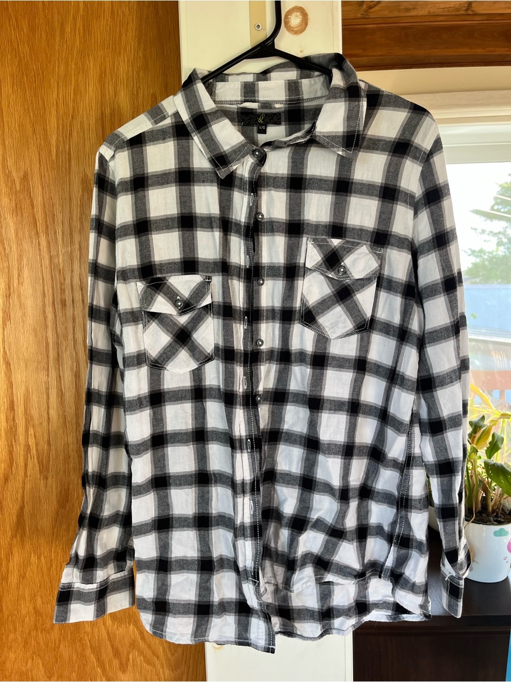 Men's Black & White Plaid Button-Up Shirt